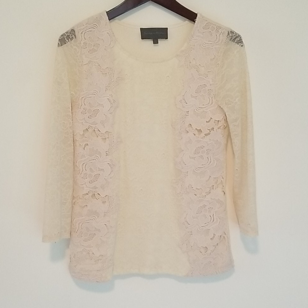 Anthropologie lace top size small